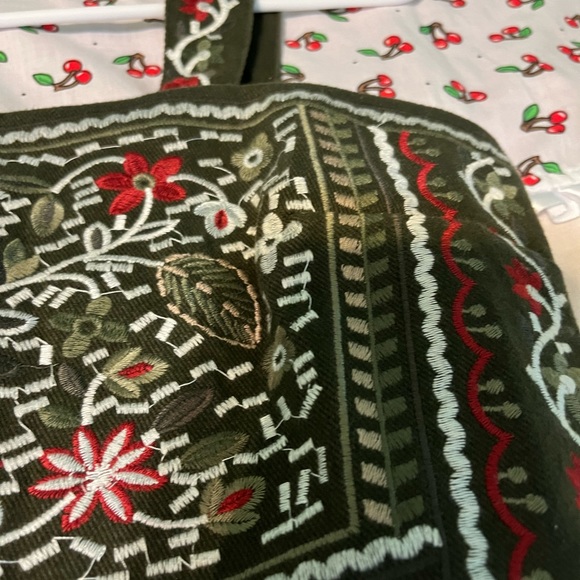 ALYA brand embroidered bra top in forest green. Size small. - Picture 3 of 7